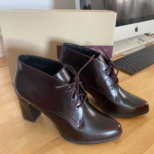 CLARKS Kadri Alexa Burgundy Lace-Up Ankle Boots